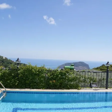 Dream Holiday Villa *